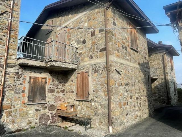 Rustico in vendita a Appennino Reggiano, Re