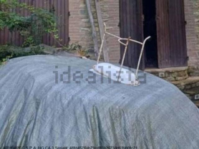 Rustico in vendita a Vernasca, Reggio Emilia