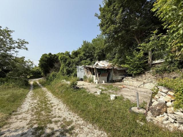 Rustico in vendita a Tregnago, Veneto