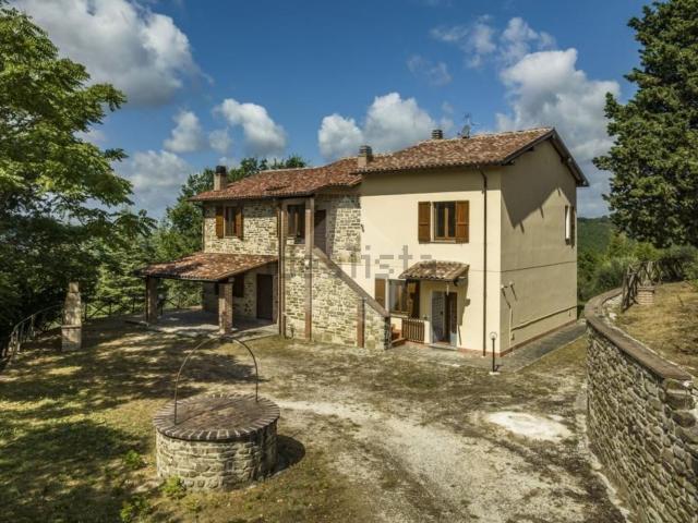Rustico in vendita a Casamorcia-Raggio, Gubbio
