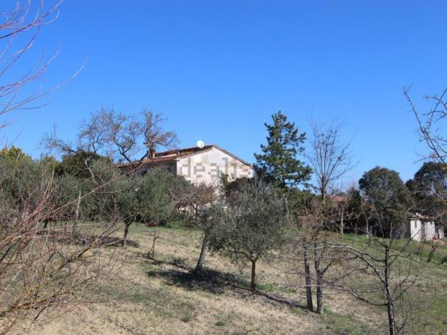 Rustico in vendita a Abbadia Di Montepulciano, Toscana