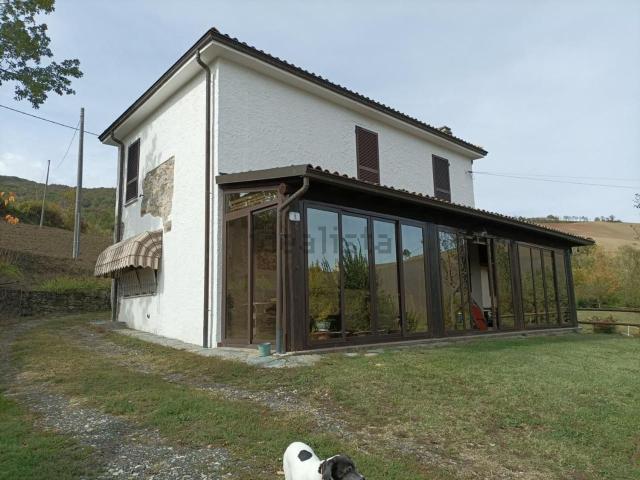 Rustico in vendita a Nibbiano, Reggio Emilia