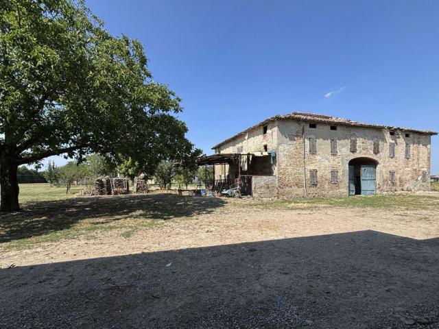 Rustico in vendita a Torrile, Sorbolo