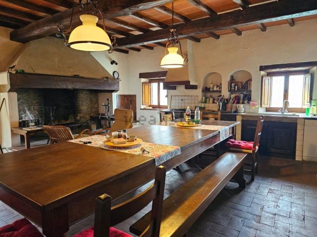 Rustico in vendita a Pontassieve, Firenze