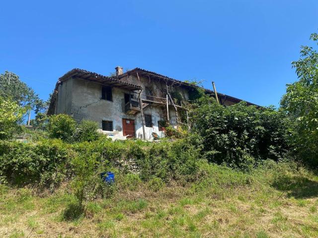 Rustico in vendita a Cenate Sopra, Lombardia