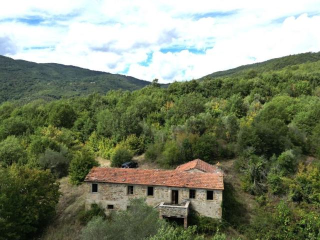 Rustico in vendita a Foiano della Chiana, Arezzo