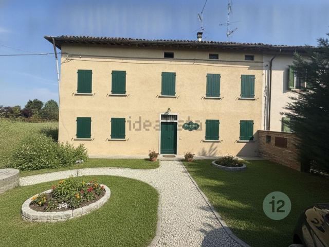 Rustico in vendita a Pianura Reggiana, Re