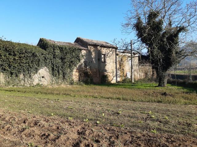 Rustico in vendita a Sant'agata De' Goti, Campania