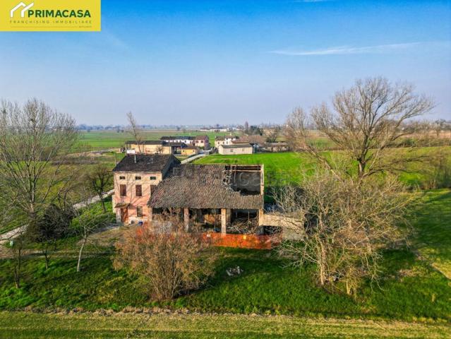 Rustico in vendita a San Giovanni In Croce, Lombardia