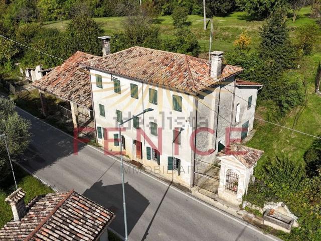 Rustico in vendita a Asolo, Treviso