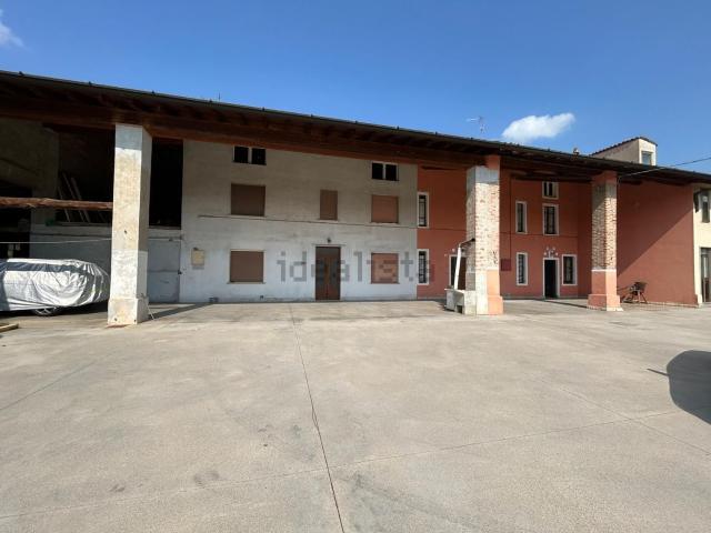 Rustico in vendita a Verolavecchia, Brescia