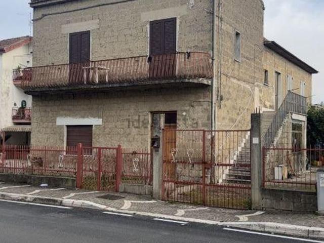 Rustico in vendita a Dugenta