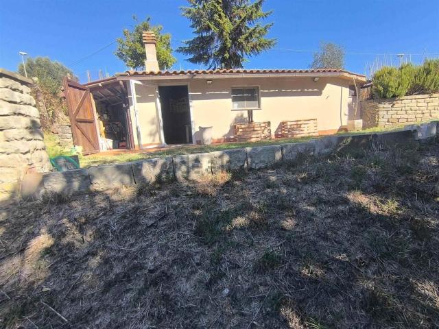 Rustico in vendita a Montefiascone, Viterbo
