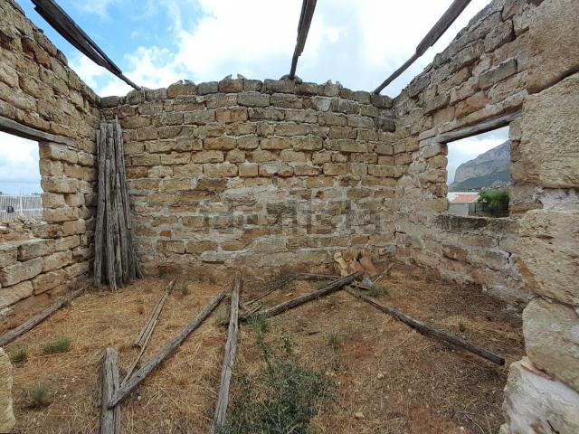 Rustico in vendita a Fondo Orsa, Cinisi