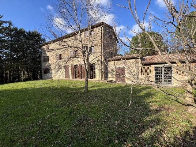 Rustico in vendita a Cortona, Toscana