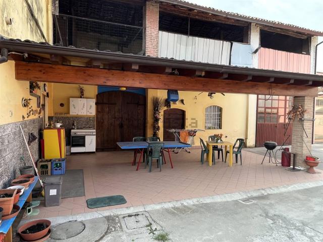 Rustico in vendita a Piacenza, Reggio Emilia