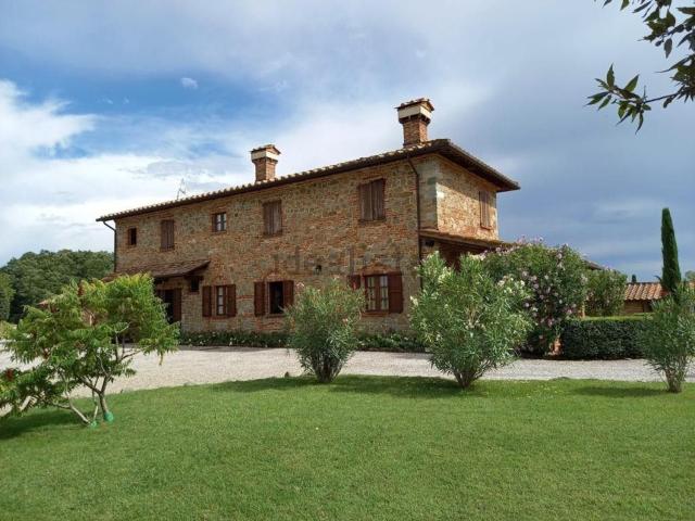 Rustico in vendita a Foiano Della Chiana, Toscana
