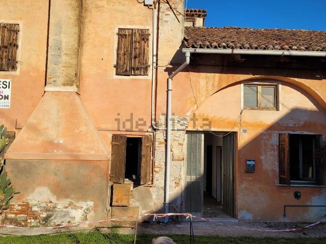 Rustico in vendita a San Marco di Resana, Resana
