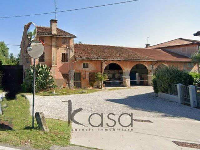 Rustico in vendita a Castelfranco Veneto, Veneto