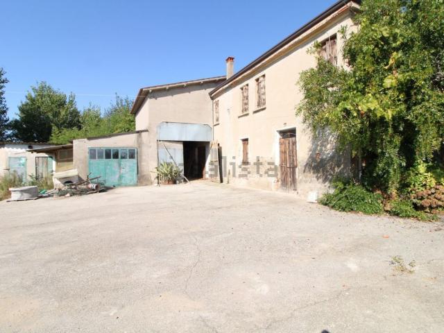 Rustico in vendita a Villa Estense, Padova