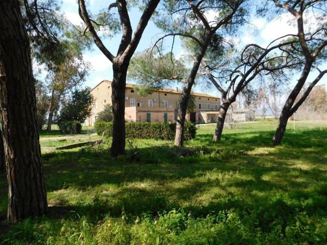 Rustico in vendita a Follonica, Toscana