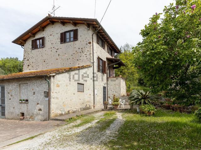 Rustico in vendita a Massarosa, Toscana