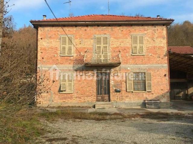 Rustico in vendita a Piemonte, Asti