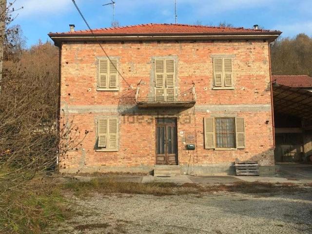 Rustico in vendita a Cortiglione, Asti