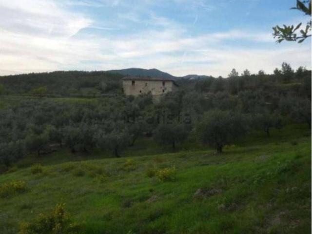 Rustico in vendita a Montemurlo, Toscana
