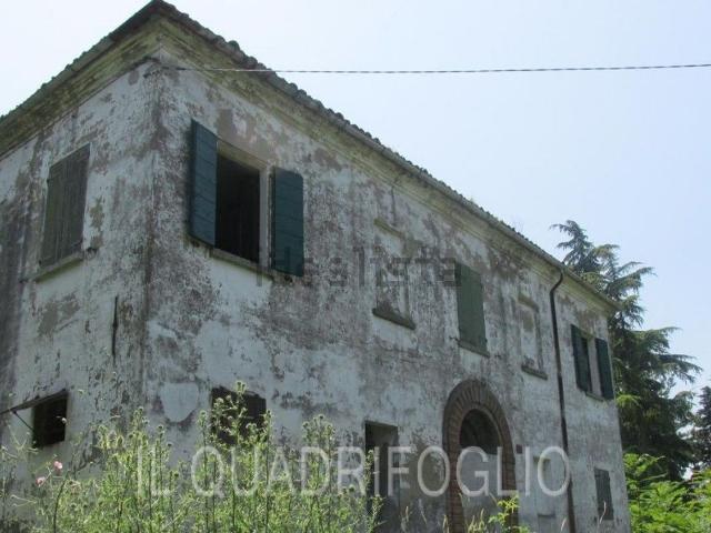 Rustico in vendita a Unione dei comuni Valle del Savio, Montiano