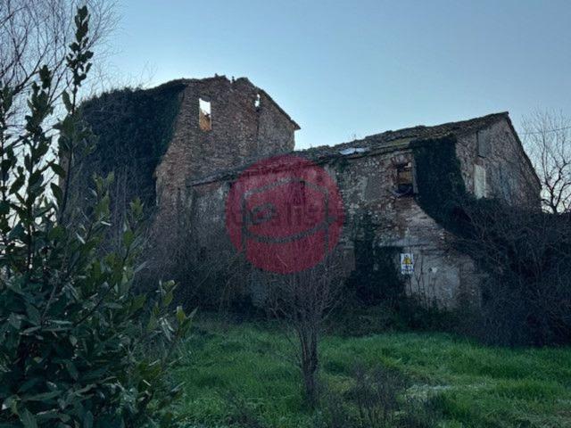 Rustico in vendita a Unione di comuni Valmarecchia, Santarcangelo Di