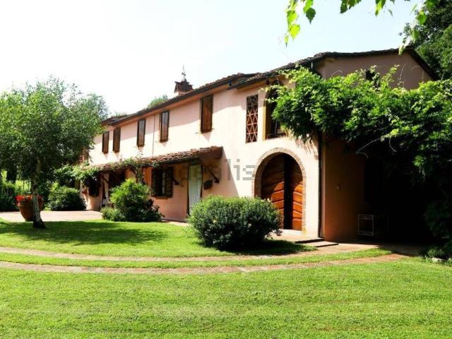 Rustico in vendita a Camigliano Santa Gemma, Capannori