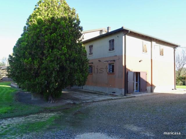 Rustico in vendita a Ferrara, Reggio Emilia