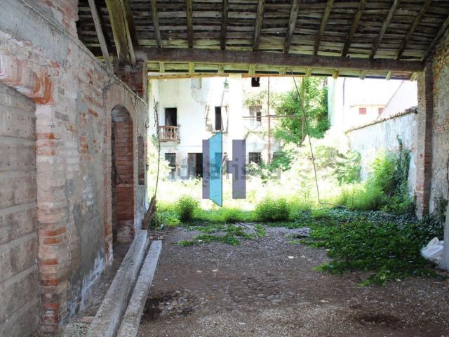 Rustico in vendita a Cornali, Carpenedolo