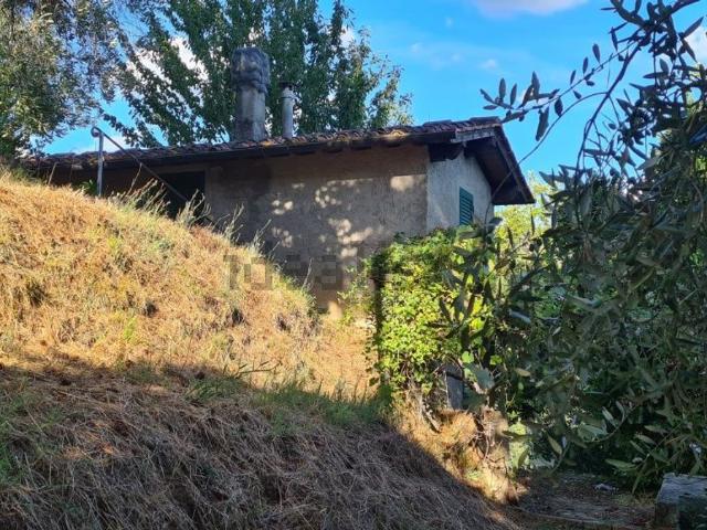 Rustico in vendita a Ricciano, Uzzano E Castello