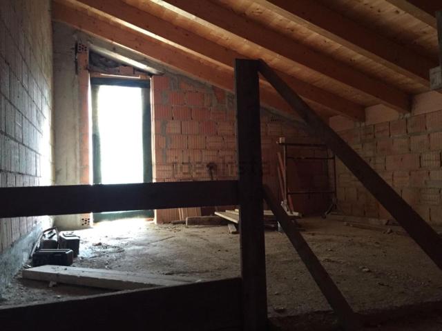 Rustico in vendita a Colline Matildiche, Re