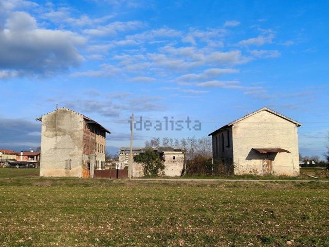 Rustico in vendita a San Quirino, Friuli-Venezia Giulia