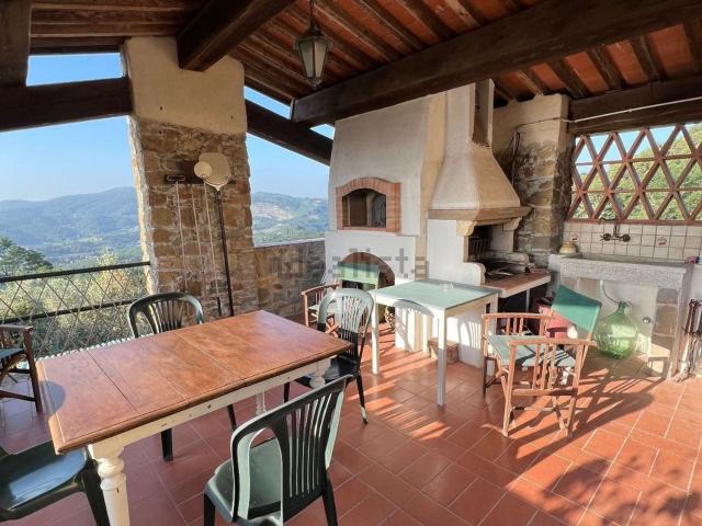 Rustico in vendita a Castellina, Serravalle Pistoiese