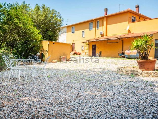 Rustico in vendita a Rosignano Solvay, Rosignano Marittimo