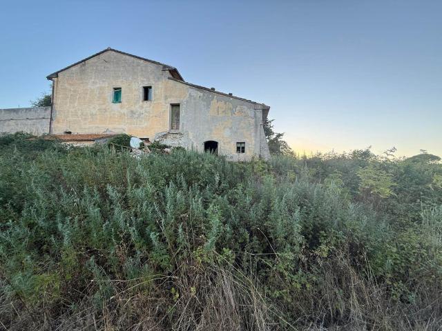 Rustico in vendita a Fornelli, Riparbella