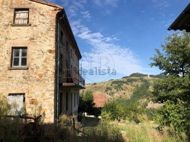 Rustico in vendita a Borgoratto Mormorolo, Lombardia