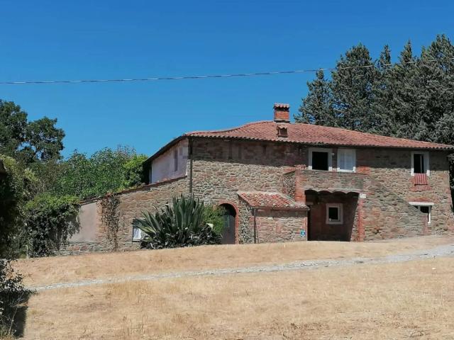 Rustico in vendita a Passignano Sul Trasimeno, Umbria