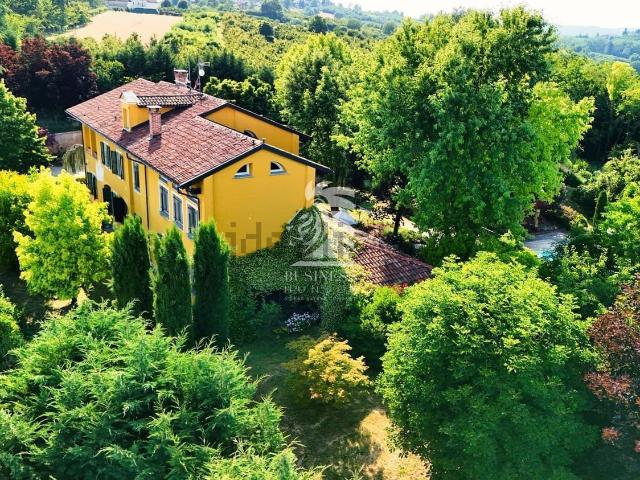 Rustico in vendita a Piemonte, Asti