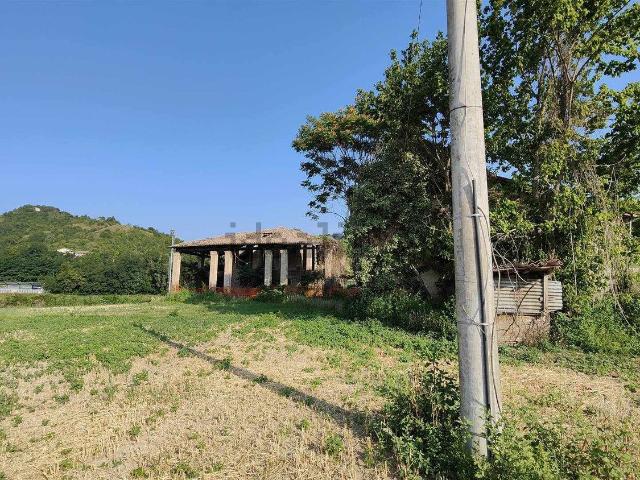 Rustico in vendita a Triangolo, Marano sul Panaro