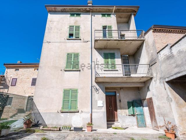 Rustico in vendita a Noceto, Reggio Emilia