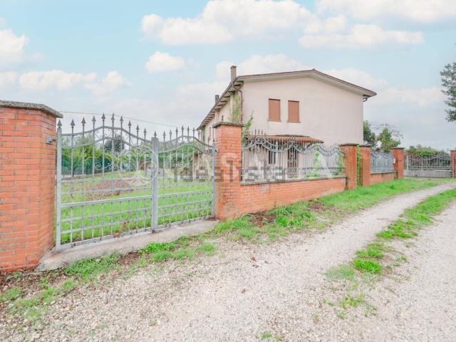 Rustico in vendita a Galzignano Terme, Veneto