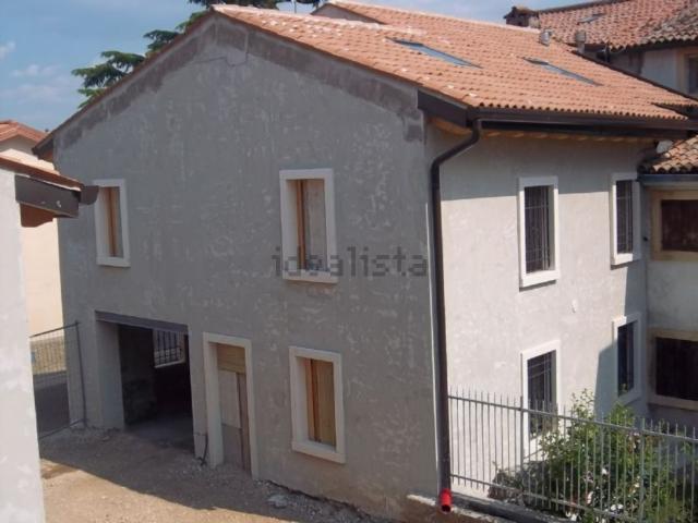 Rustico in vendita a San Felice Extra, Brenzone