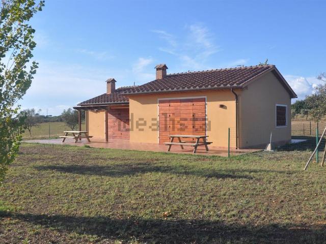 Rustico in vendita a Cecina, Toscana