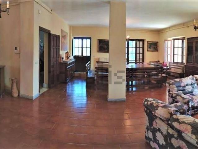 Rustico in vendita a Sessa Aurunca, Campania
