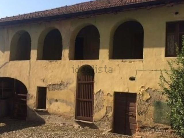 Rustico in vendita a Invorio Superiore, Piemonte